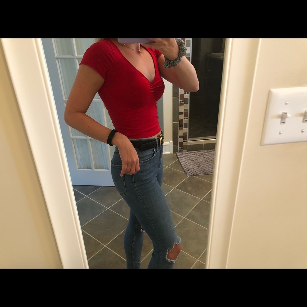 Red cropped short sleeve